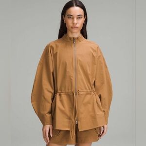 🍋 Lululemon Cinch-Waist Stretch Shirt Jacket – Bold Beige, Size S (Fits Medium)